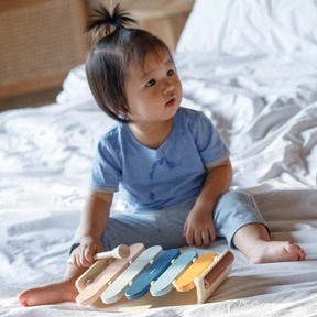泰國Plantoys 木作兒童樂器-彩虹橢圓木琴(清新藍)